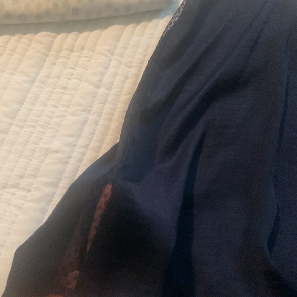 Aerie bundle  of 3 silky tanks - Picture 7 of 12